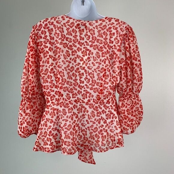 Sweet Pea New York & Co sz XS Blouse Tie Front Deep V-neck Leopard Print New - Picture 4 of 7